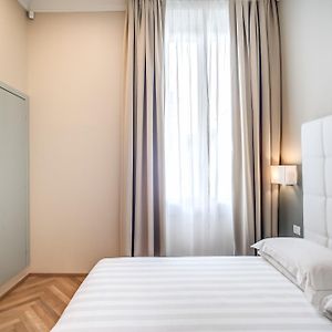 Camera economy con letto king size